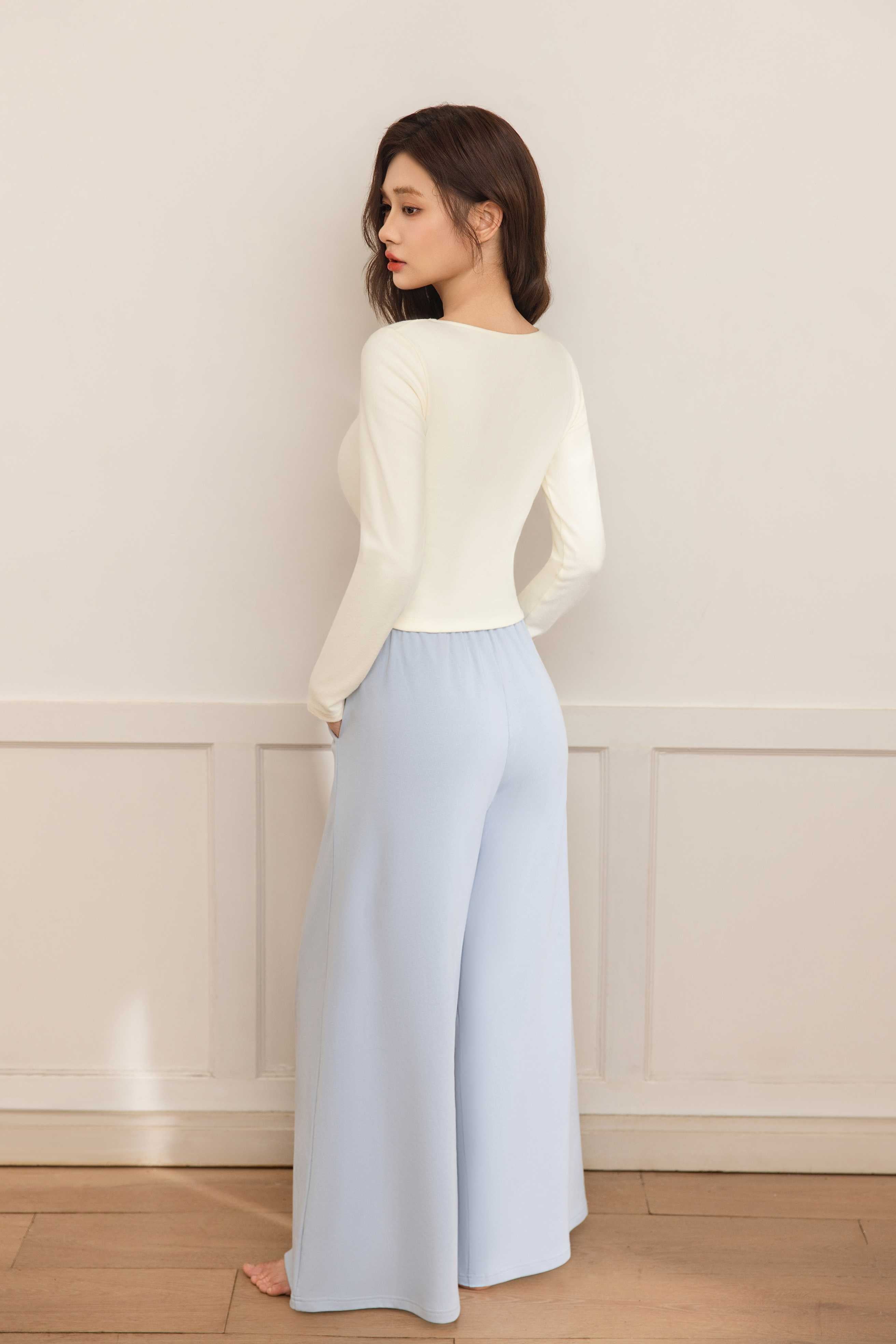#color_floral-white-blue
